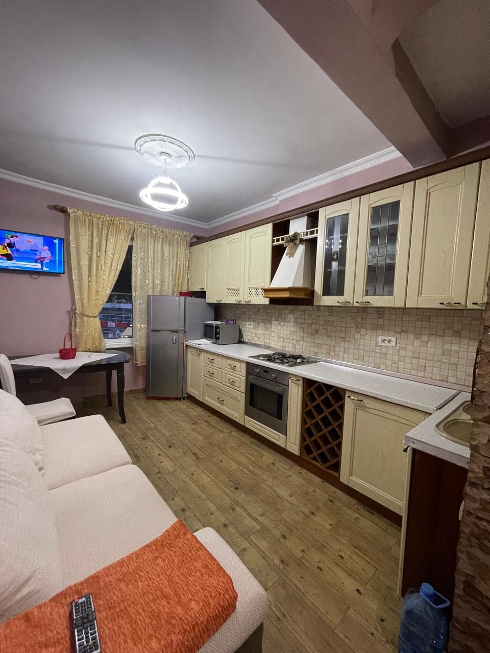 Jepet me qera apartament 2+1 tek Rruga Durresit (Prane Gjimnazit Qemal Stafa)