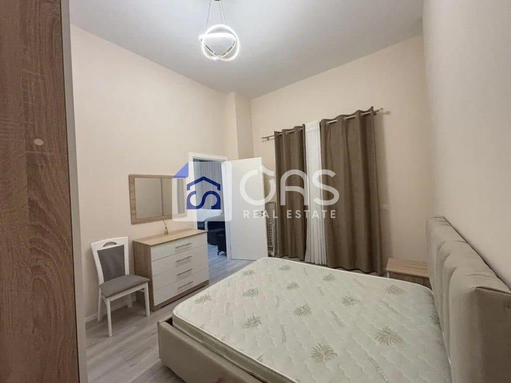 Jepet me qera apartament 1+1 Kodra e Diellit 3