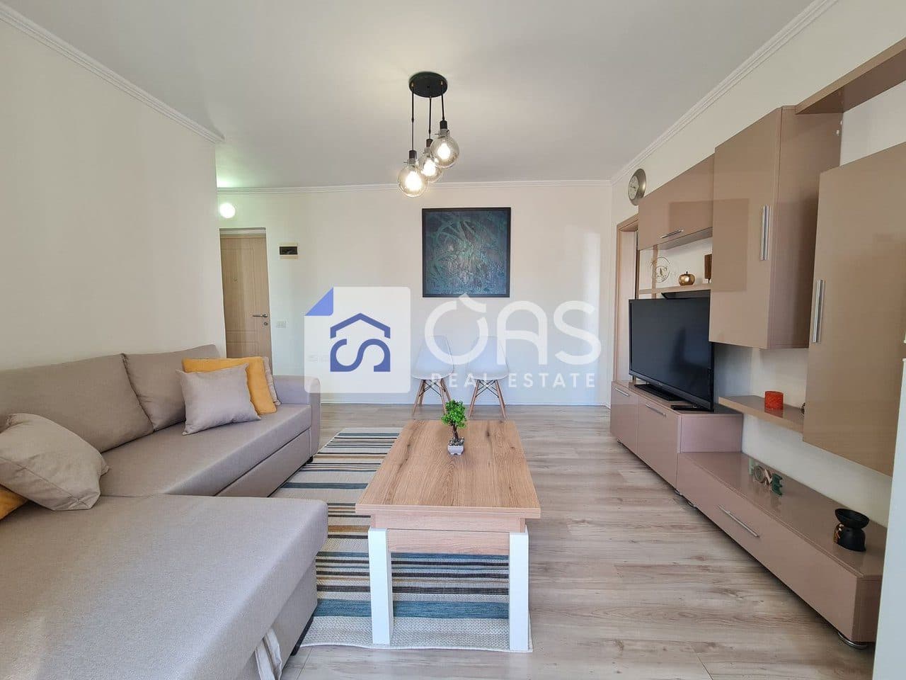 Shitet apartament 1+1 tek Tregu Elektrik