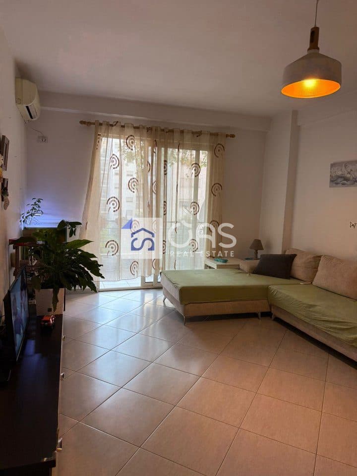 Shitet apartament 2+1 ne Astir