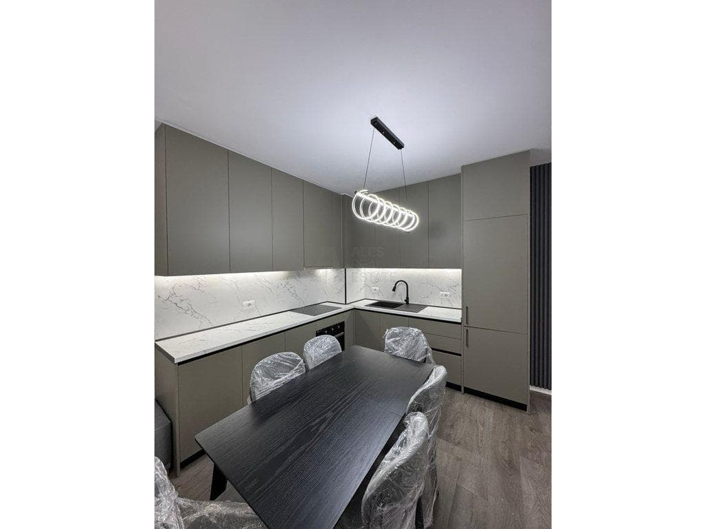 Apartament me qera 2+1+2 Tek Univers City 2