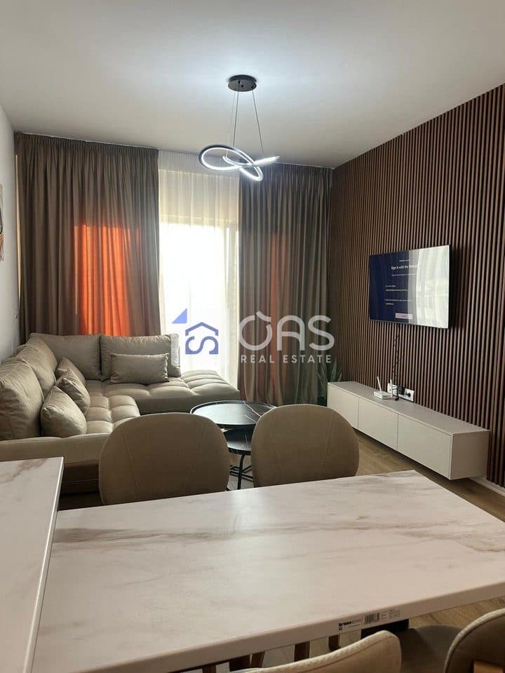 Jepet apartament me qera 2+1 ne Zog te Zi. 2