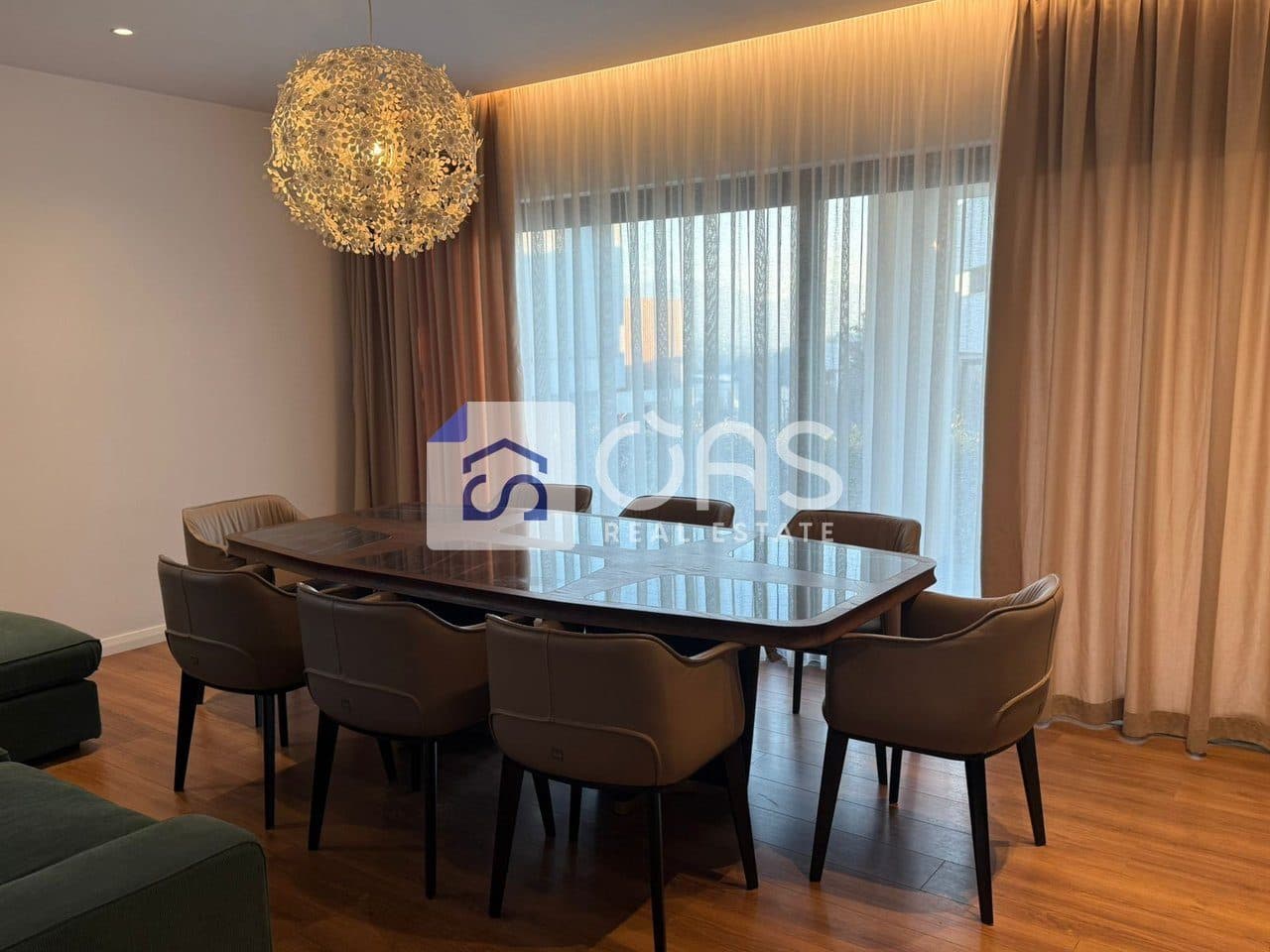 Shitet Apartament 2+1+2+Post Parkimi ne Fark (O2 Residence).