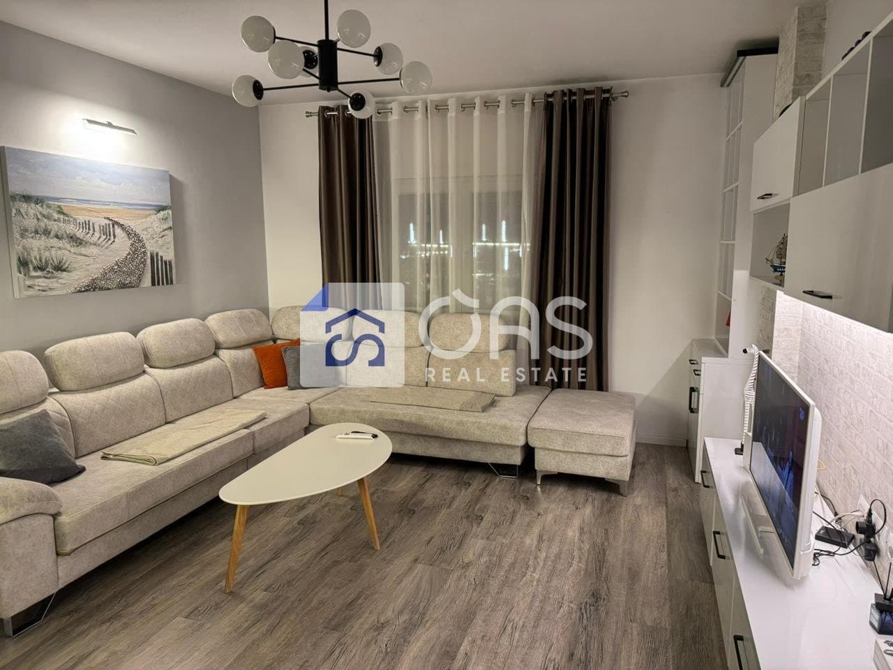 Jepet Apartament me qera 2+1 BULEVARDI ZOGU I PARE
