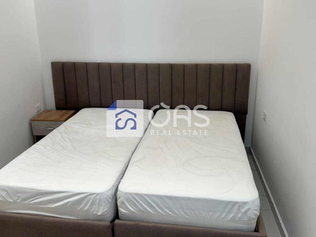 Jepet me qera Apartamenti 1+1 5 Maj 2