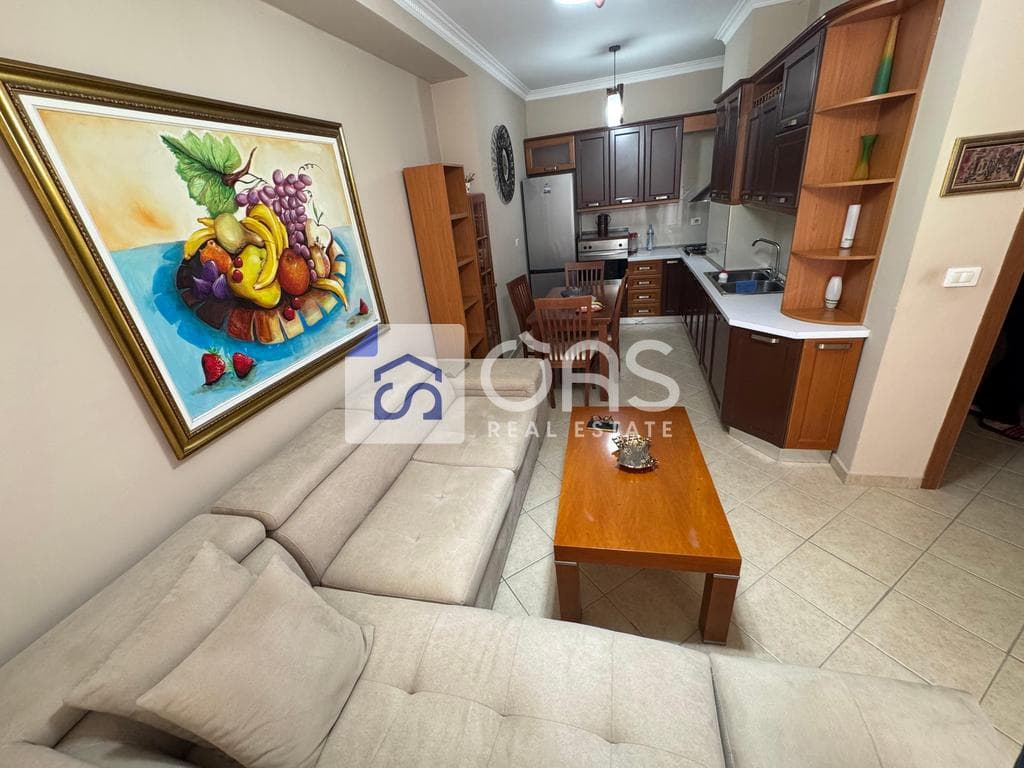 Jepet me qera Apartamenti 2+1 Astir 2