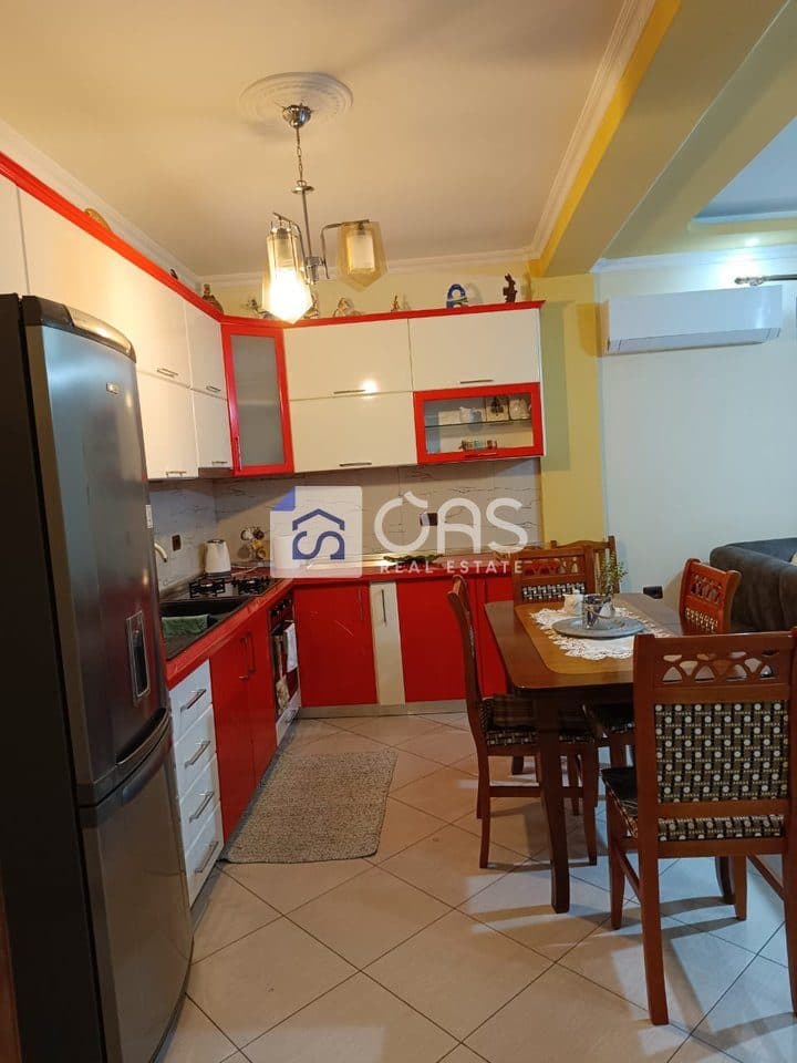 Jepet apartament 2+1 me qera ne Sauk 2