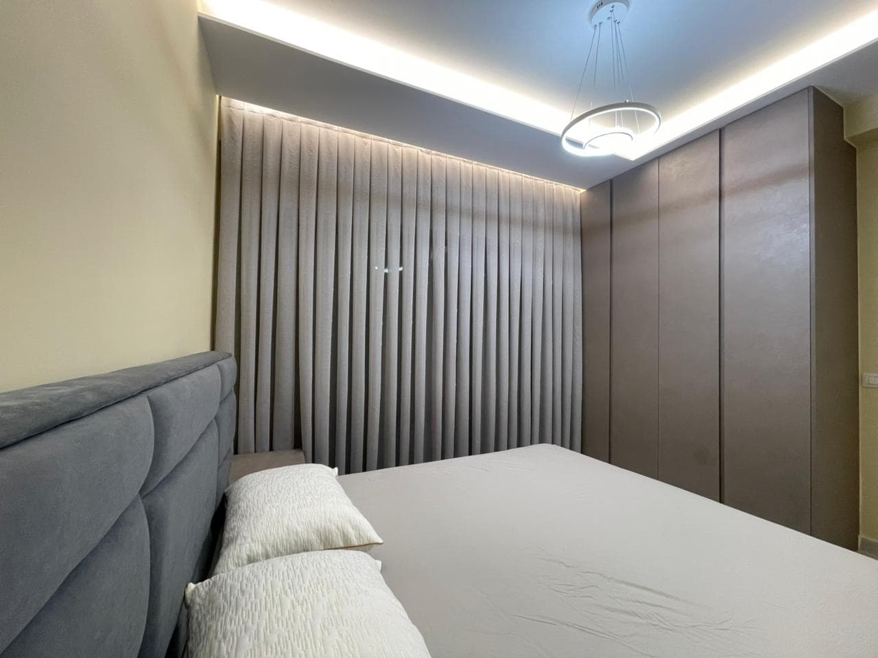 Jepet me qera Apartament 1+1 TEK Kodra e Diellit 4
