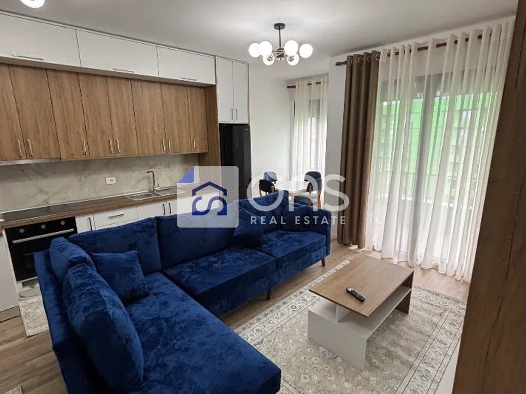 Jepet me qera Apartamenti 1+1 5 Maj