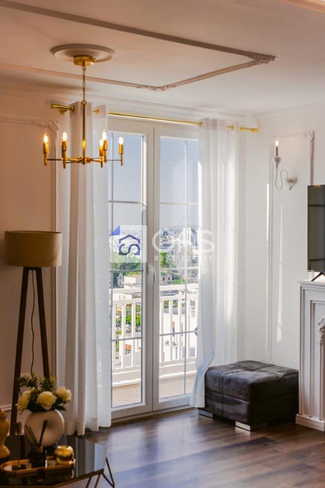 Jepet apartament me qera 1+1 ne Astir 4