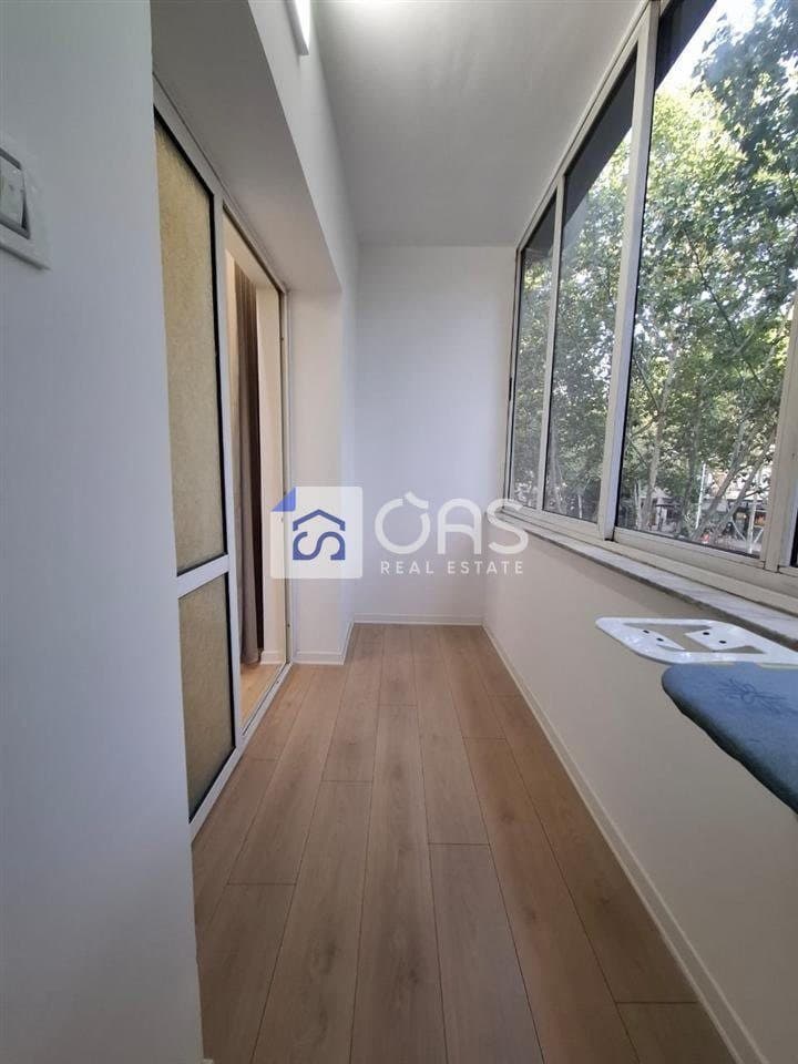 Jepet apartament me qera 1+1 Ish Stacioni Trenit 3