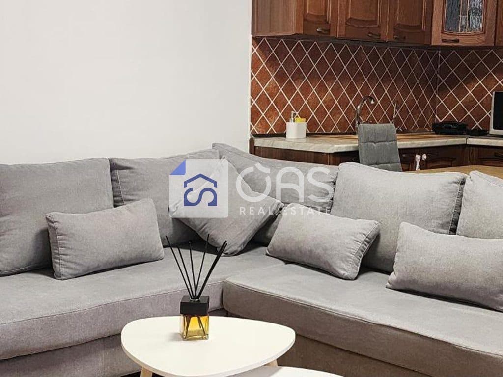 Jepet me qera apartament 2+1 te Rruga e Kavajes 2