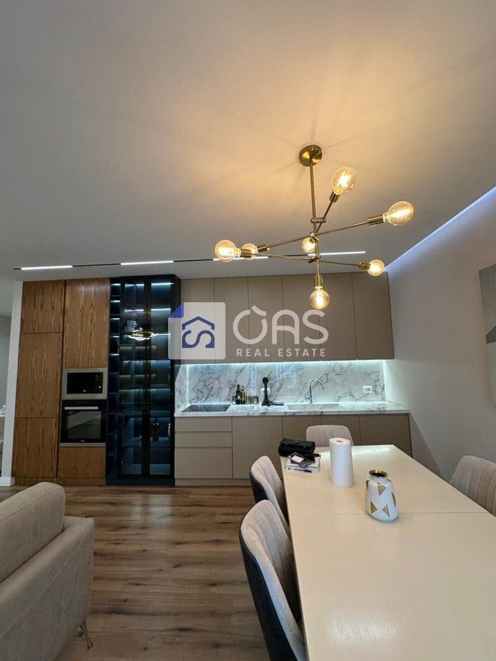 Apartament 3+1 Me Qira në Astir (Eglo, Future Home Residence), Tiranë - 999€ | 126 m² 2