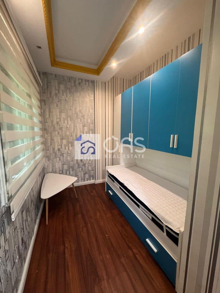 Jepet me qera apartament 2+1 te Liqeni i Thate 3