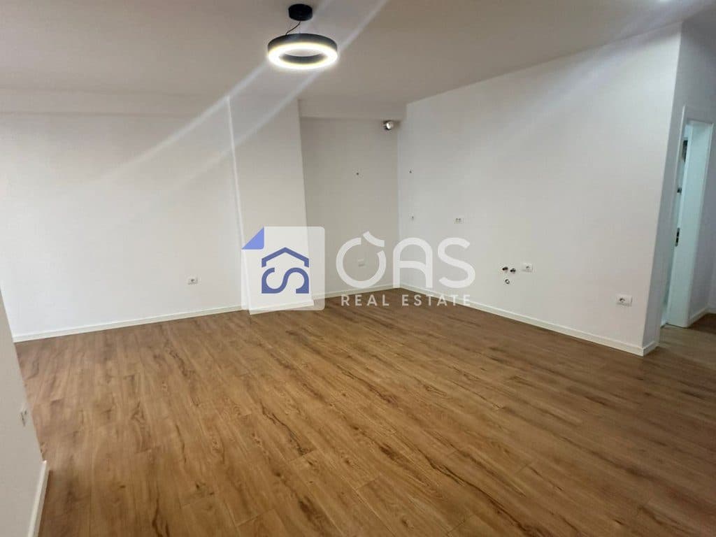 Apartament per shitje 2+1 ne Astir + post parkimi 150.000euro 2