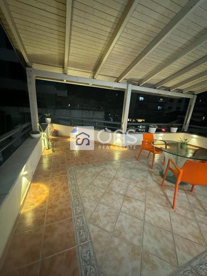 jepet me qira Apartament Premium 3+1+2 rruga e elbasanit (Perball Downtown) 4