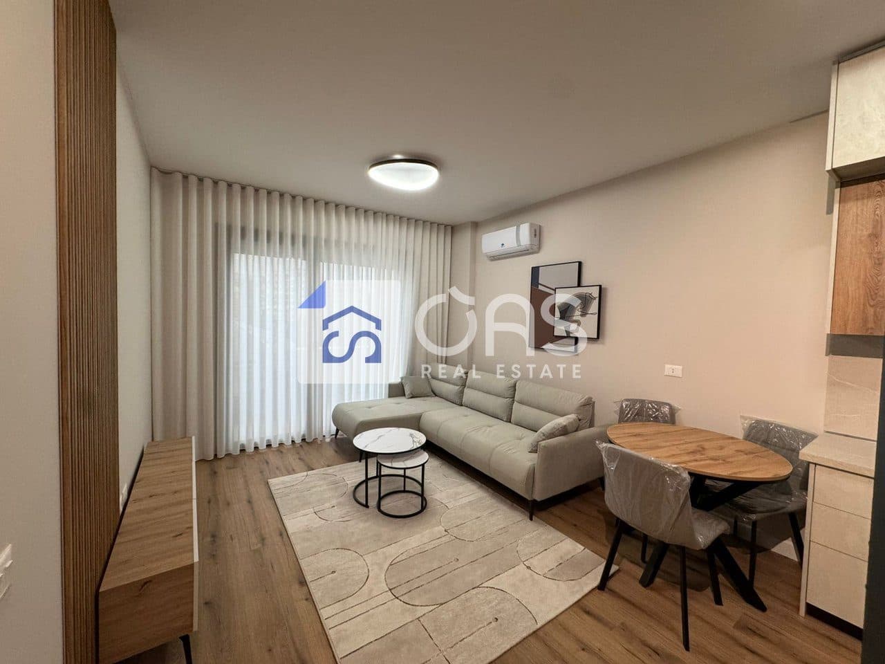 Jepet me qera apartamenti 1+1 liqeni i thate 3