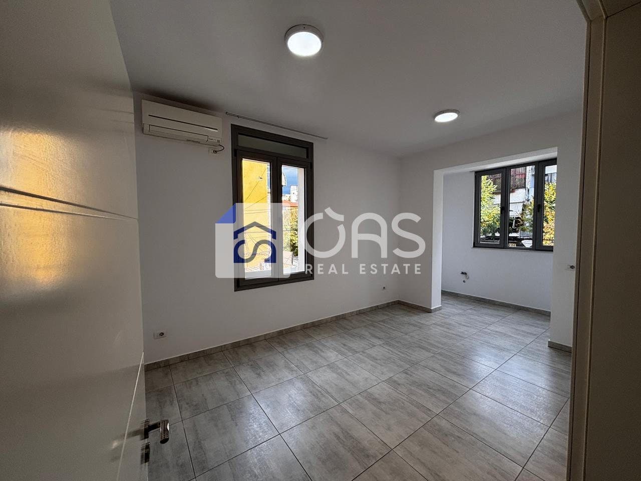 Jepet me qera Apartament Per Biznes tek Rruga e Dibrës, Tiranë - 500€ | 75 m²