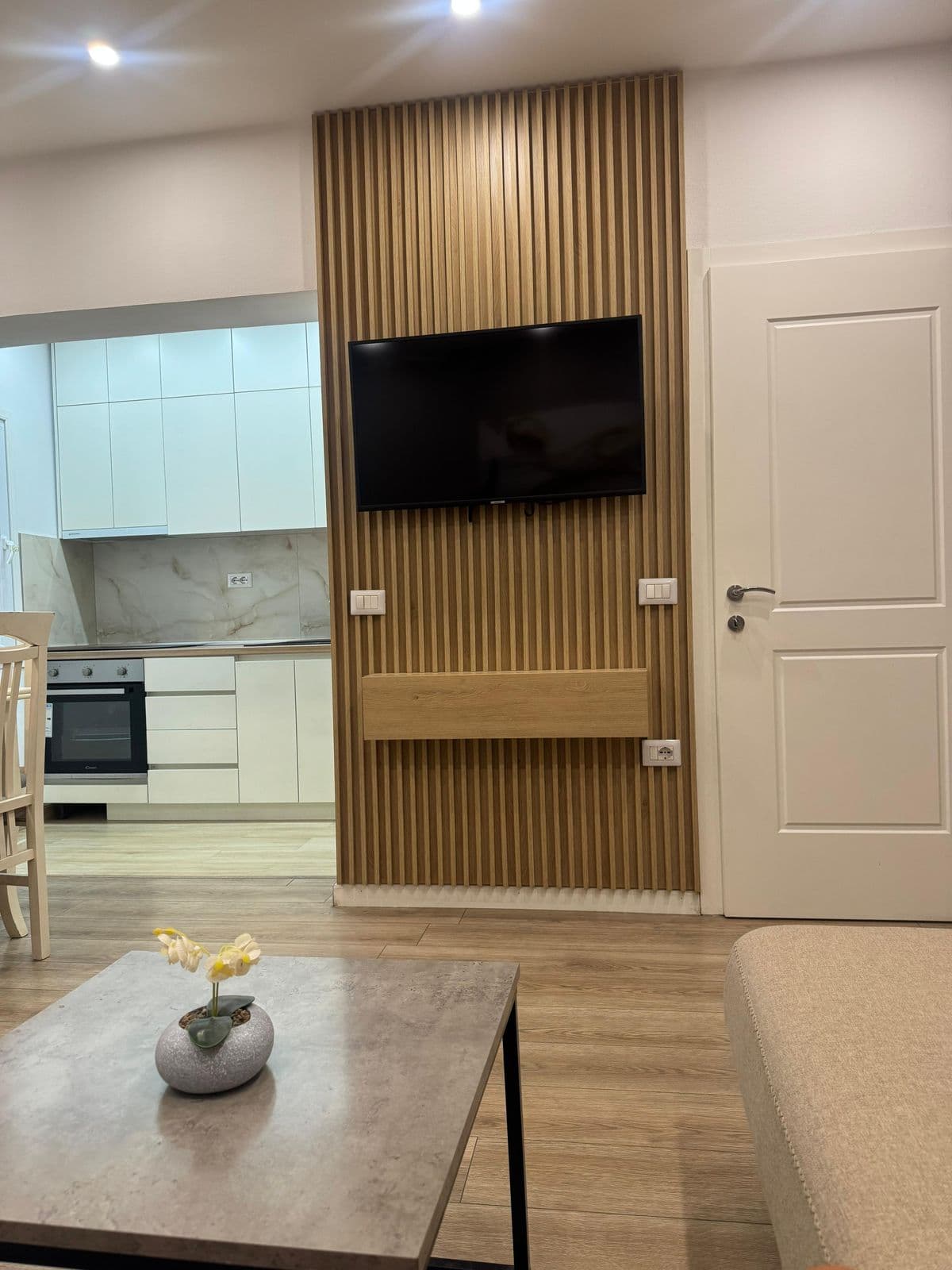 Jepet e Qera Apartament 1+1 Tek Stacioni i Trenit 3