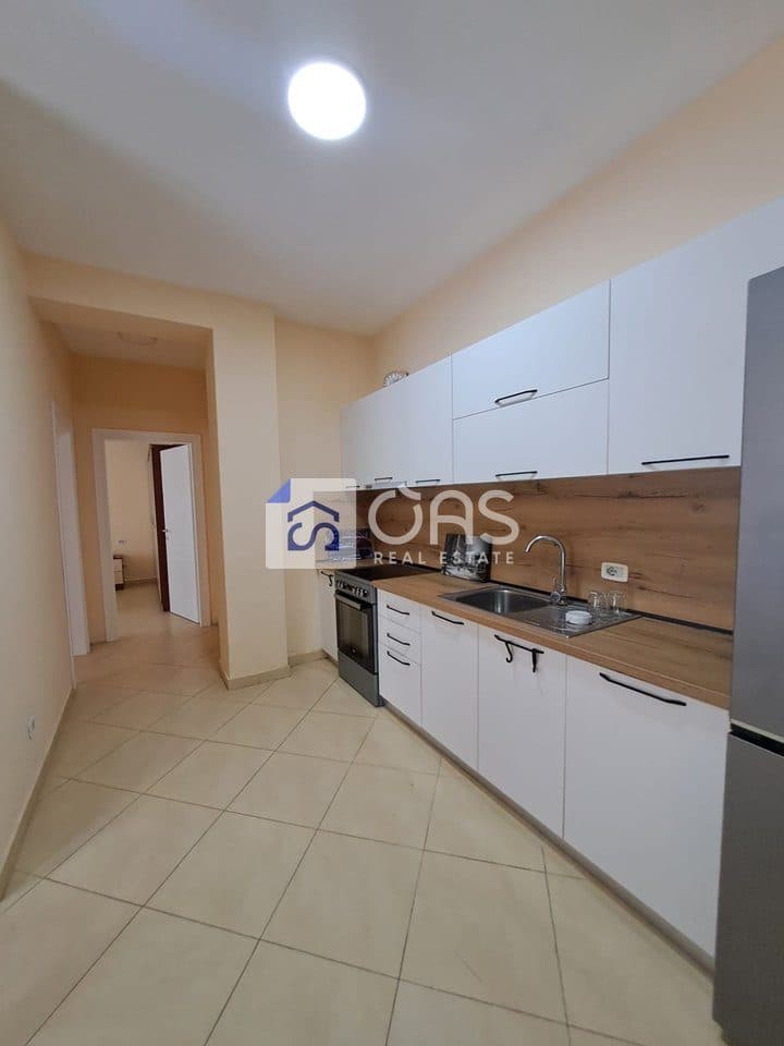 Apartament 2+1 Me Qira në Komunën e Parisit, Tiranë - 650€ | 90 m² 3