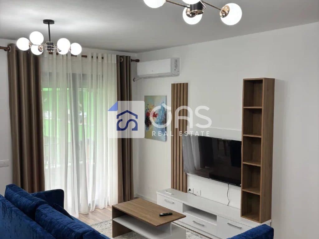 Jepet me qera Apartamenti 1+1 5 Maj 2