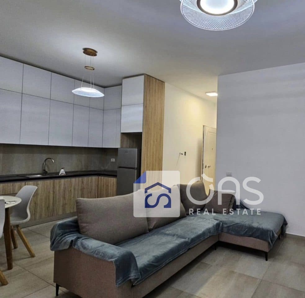 Jepet apartament 1+1 tek Kopshti Botanik