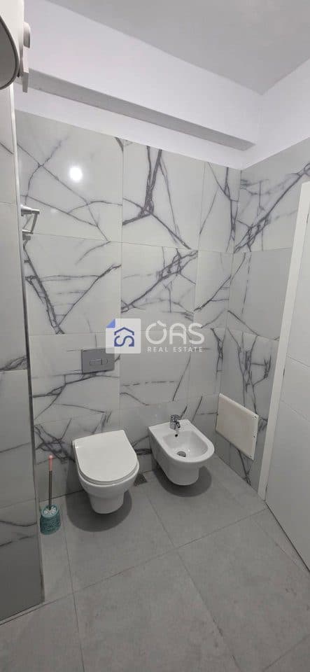 Jepet apartament me qera 1+1 ne Astir 4