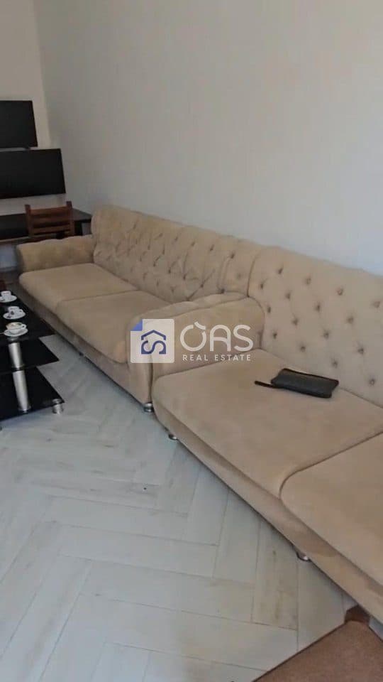 Shtëpi 2+1 Me Qira në Laprakë, Tiranë - 400€ | 90 m²