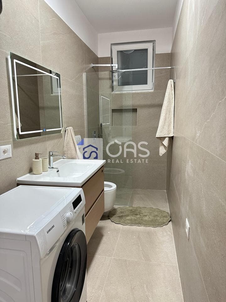 Jepet Apartament me qera 1+1 Ne Porcelan 4
