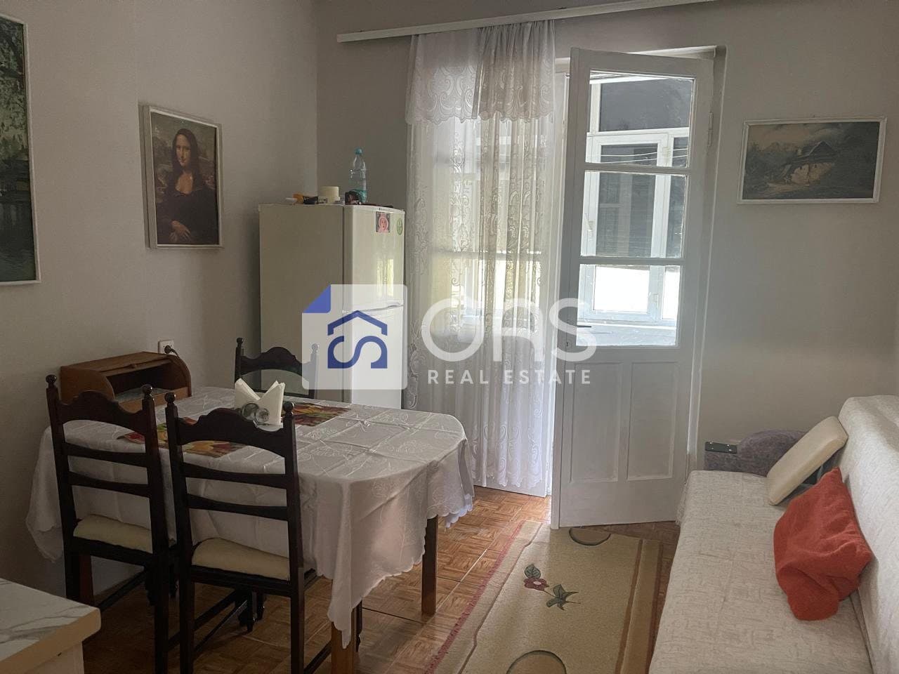 Jepet apartament me qera 2+1 rr. Ferit xhajko 4