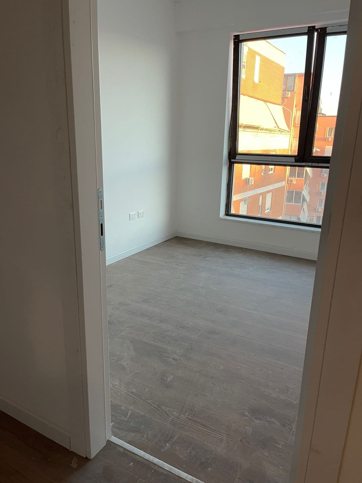 Jepet me Qera Apartament 2+1 Tek Myslym Shyri 2