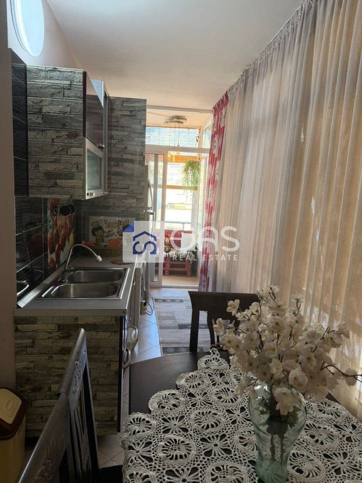 Jepet apartament me qera 2+1+2 ne Astir 2