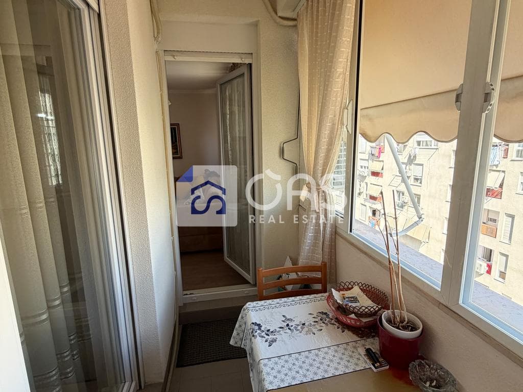 Jepet me qera apartament 1+1 te Kompleksi Kontakt 21 Dhjetori 4
