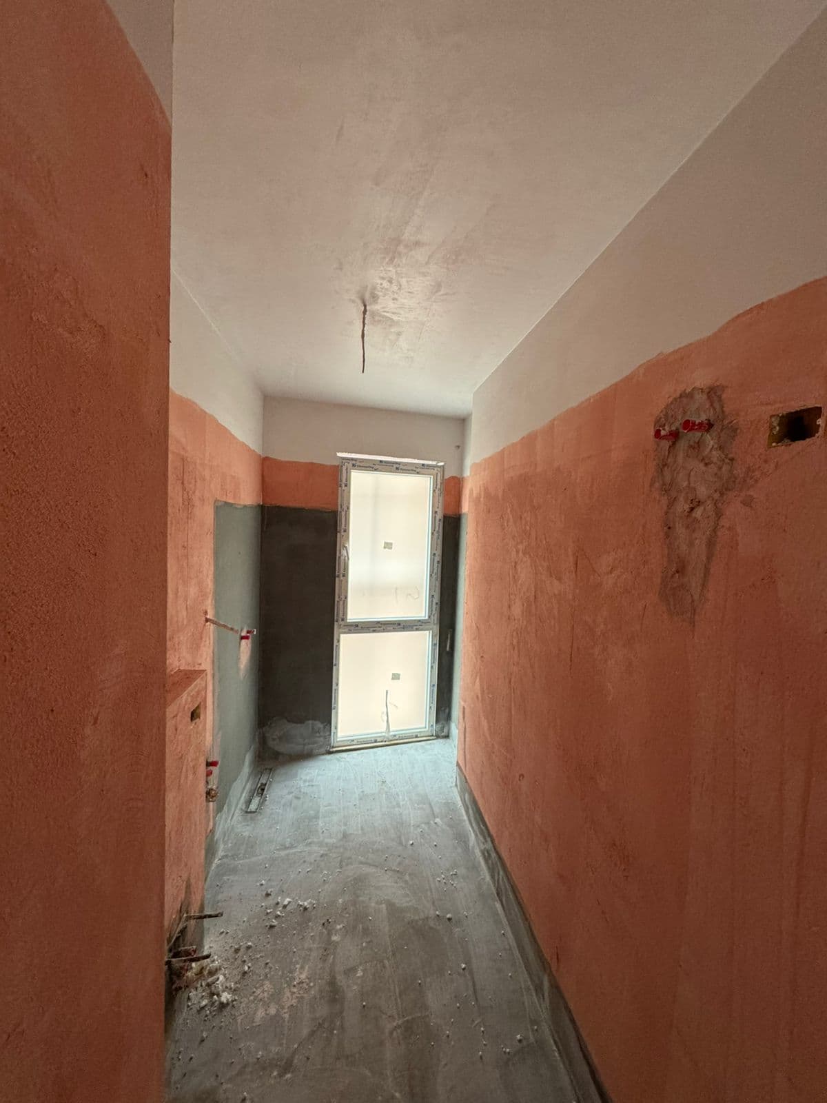 Shitet apartament 2+1+2 te Liqeni i Thate ( Lake Side) Siperfaqja: 113.6m2 ,Cmimi i apartamentit : 204.000 euro 3