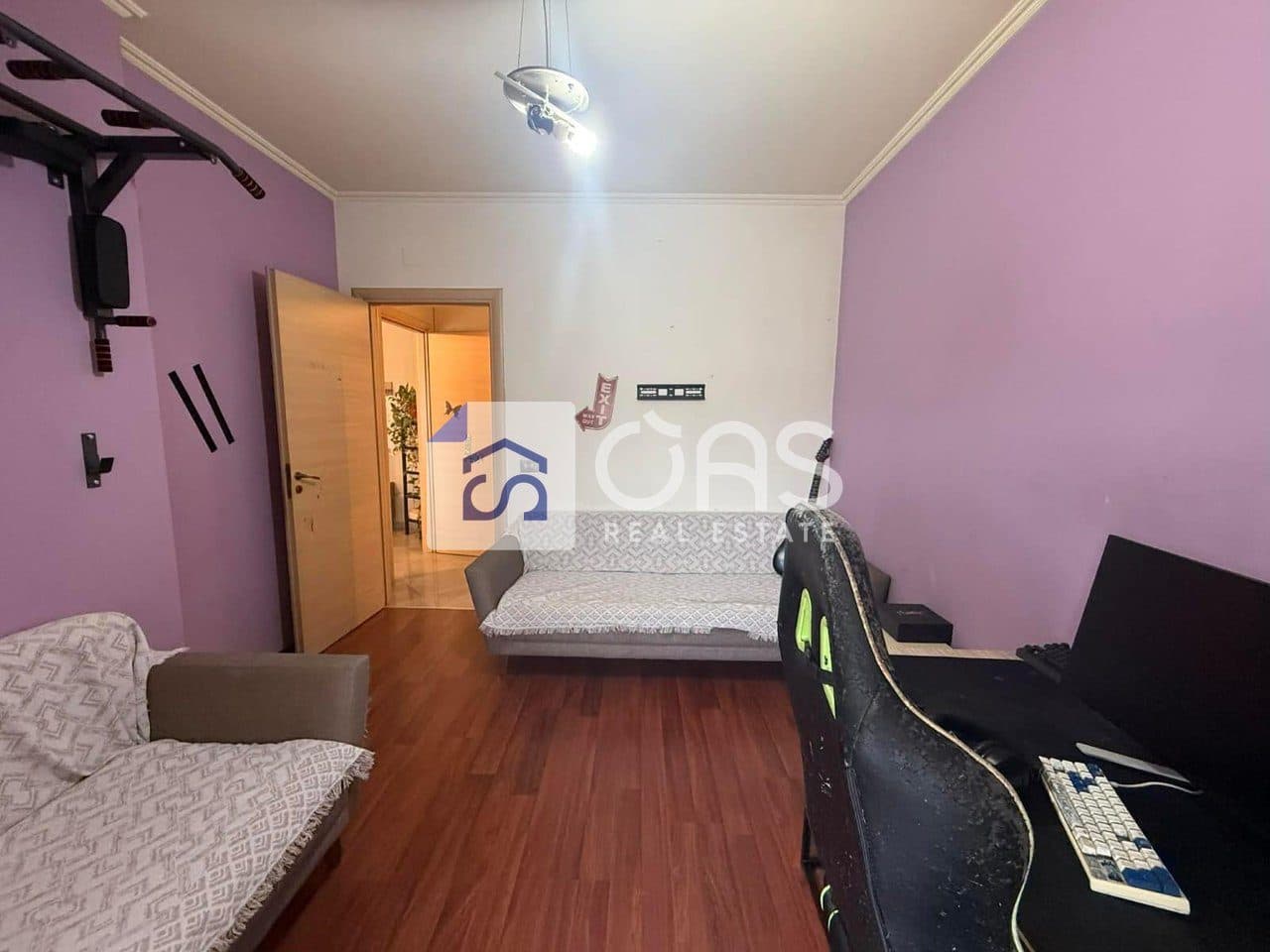 Shitet apartament 2+1 tek Rruga e Dibres 4