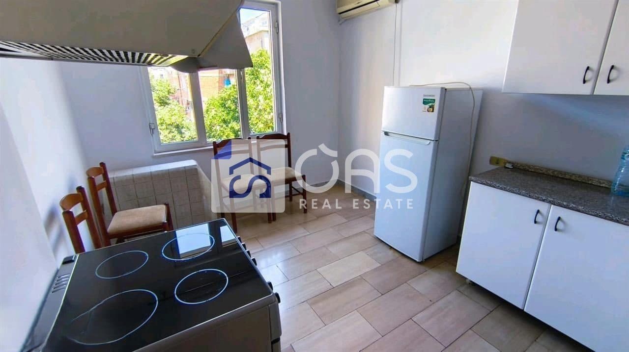 Jepet apartament me qera 1+1 Bllok 4