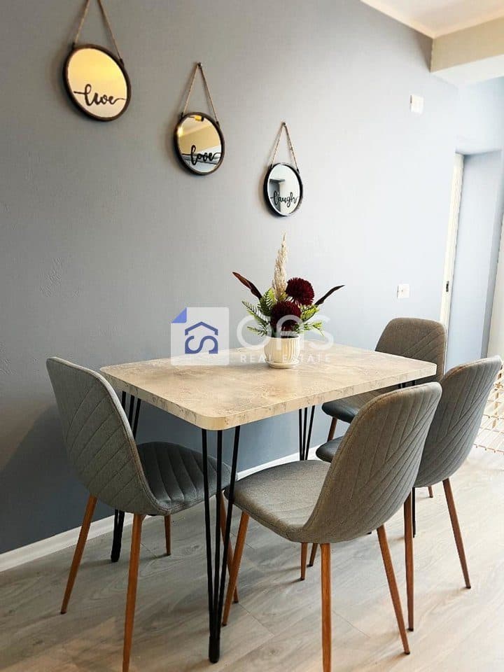 Jepet apartament me qera 1+1 Rruga e Durrsit 4