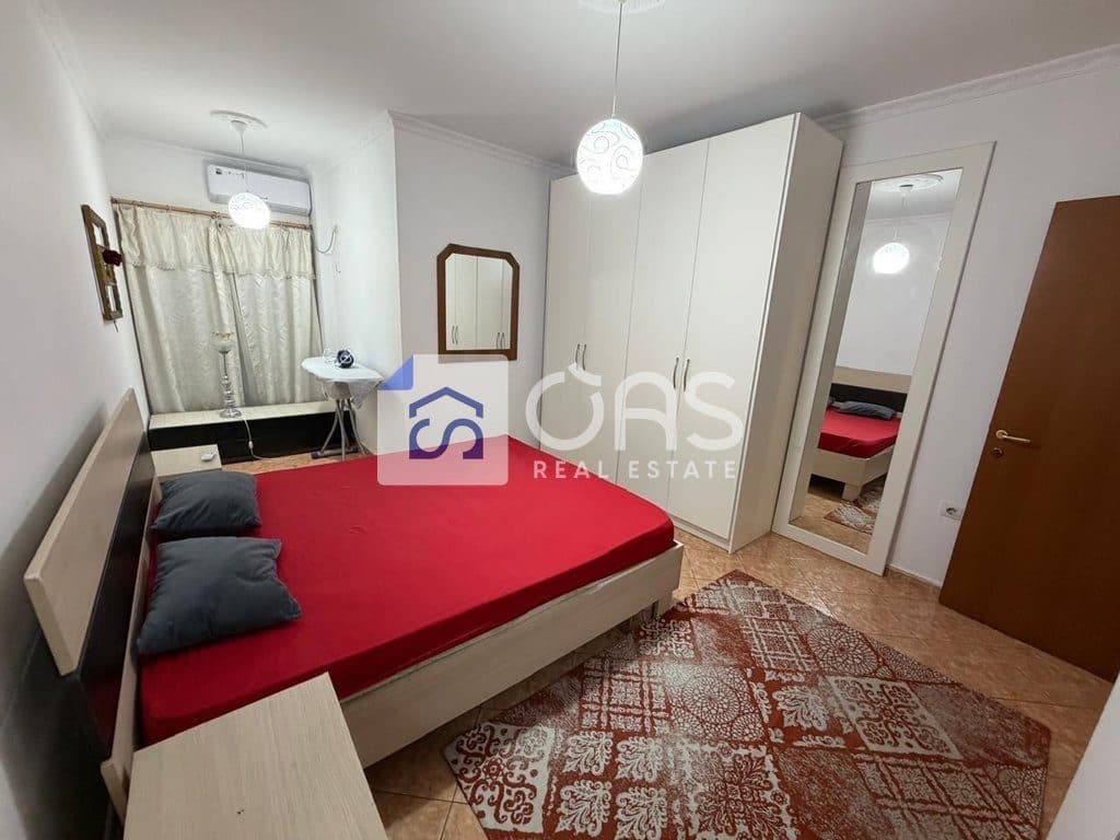 Jepet me qera apartamenti 2+1+2 Te Zogu I Zi
