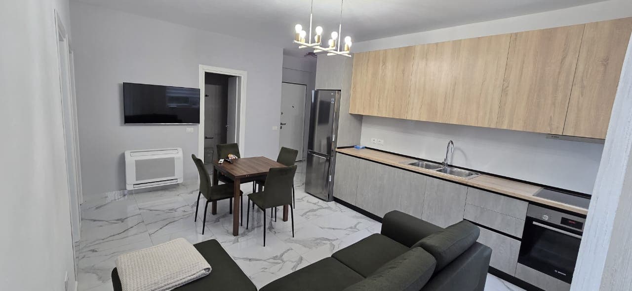 Apartament 2+1 Me Qira tek Liqeni i Thatë, Tiranë - 670€ | 80 m²