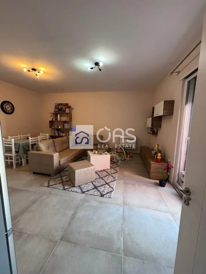 Jepet me qira apartament 1+1+Verande Ne Paskuqan 3
