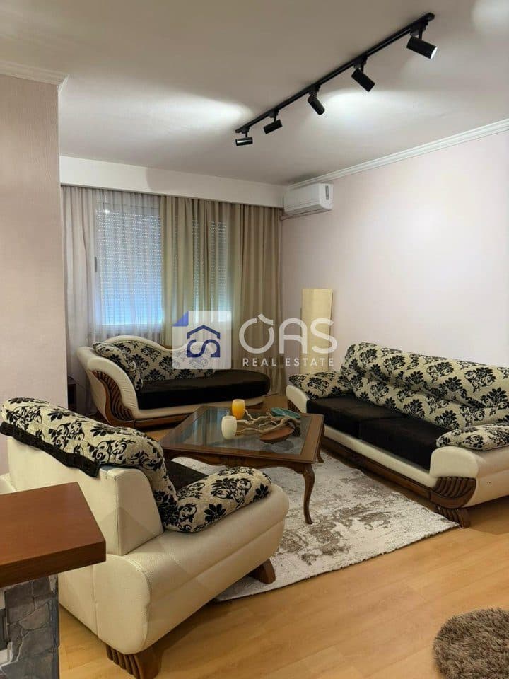 Jepet apartament me qera 2+1+2 ne Astir