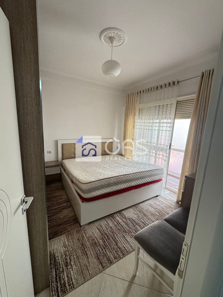 Jepet apartament me qera 1+1 ne Don Bosko 600 euro 3