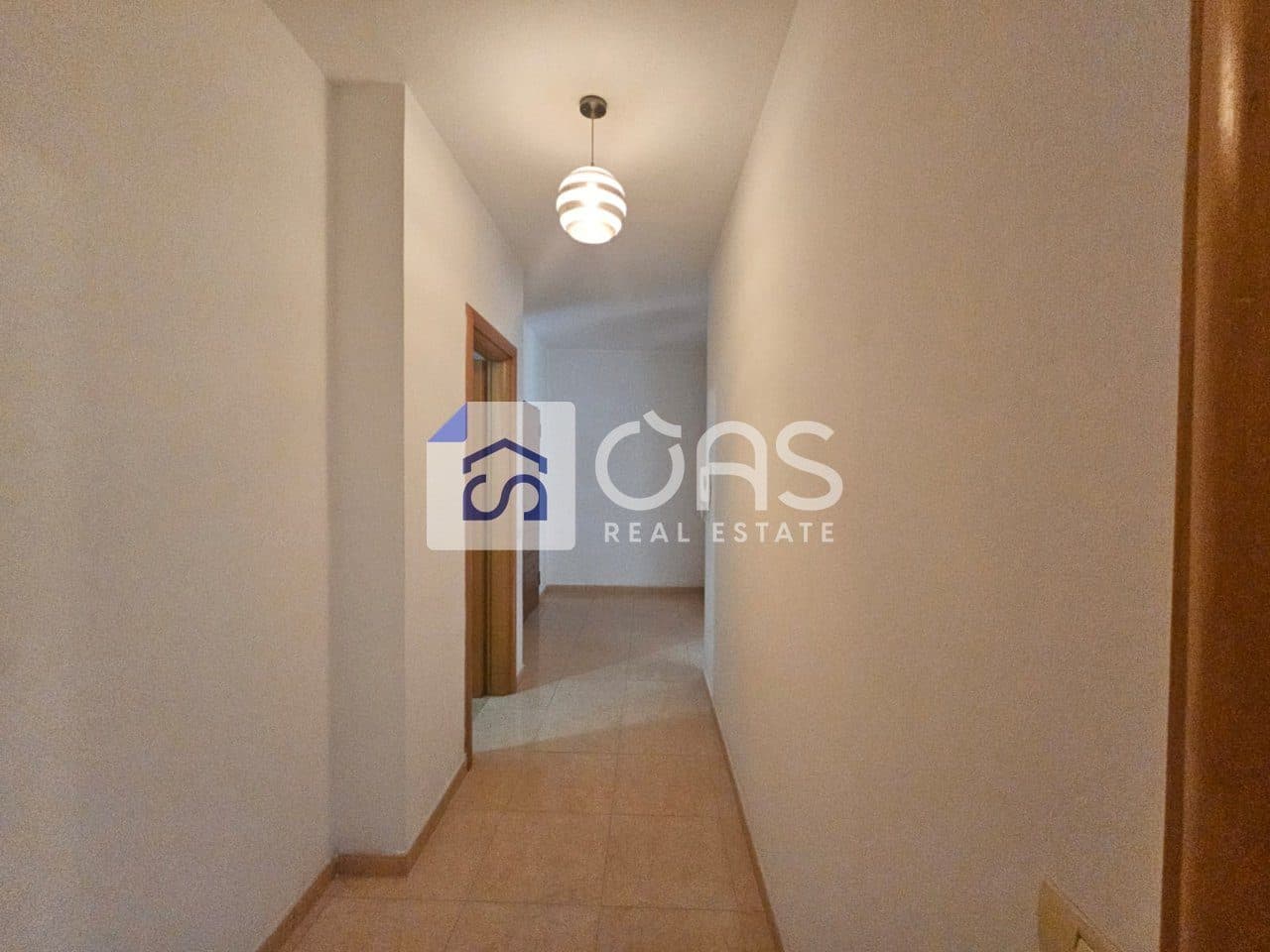 Jepet me qera Apartament ( 2+1+Aneks+Ballkon ) Ne Astir 3
