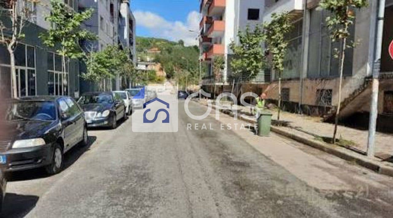 Shitet apartament 2+1 ne Fresk 85.000 euro 3