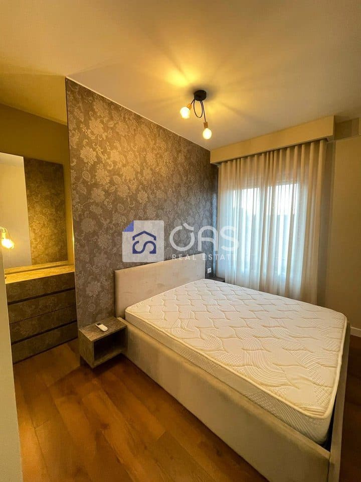 Jepet me qera apartament 2+1 ne Selite 4