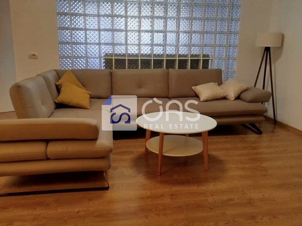 Shitet Apartament 1+1 Fresk
