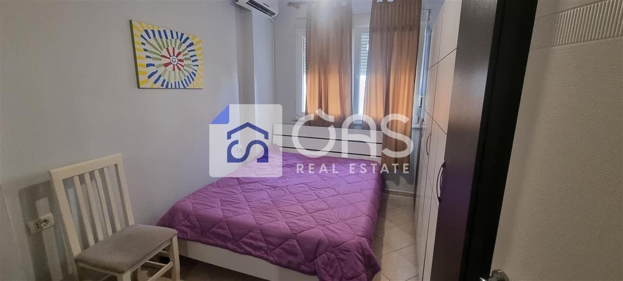 Jepet apartament me qera 1+1 te Rruga 4 Deshmoret 4