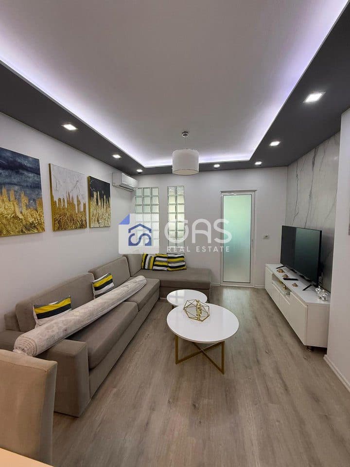 ( OKAZION)
Jepet APARTAMENT me qera 2+1 bulevardi i ri (rr.jordan misja) 3