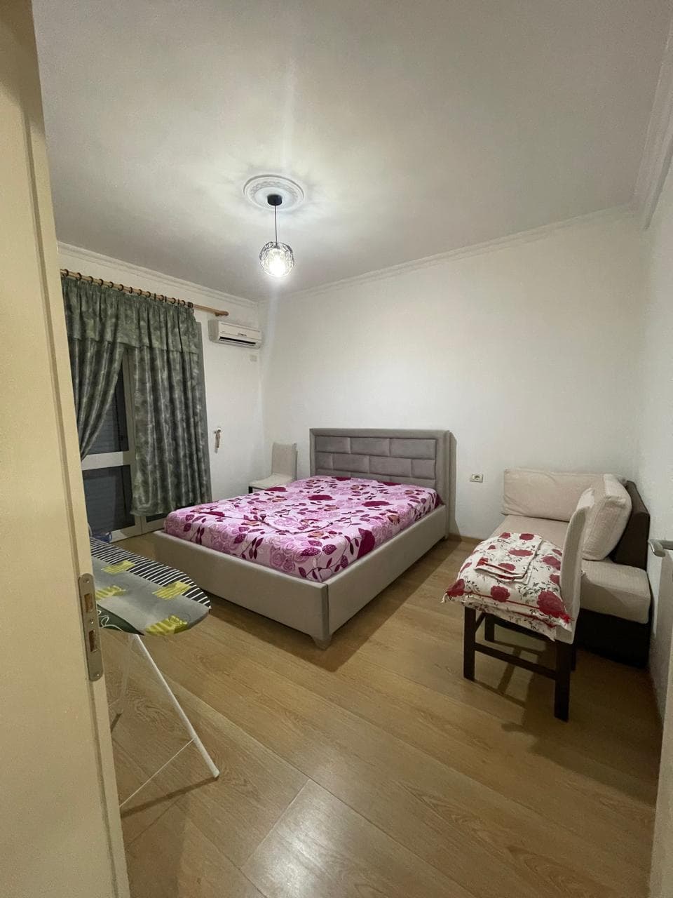 Jepet me qera apartament 2+1 tek Rruga Durresit (Prane Gjimnazit Qemal Stafa) 3