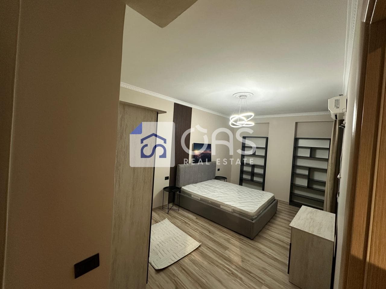 Apartament 2+1 Me Qira në Kopshtin Botanik Zoologjik, Tiranë - 700€ | 104 m² 4
